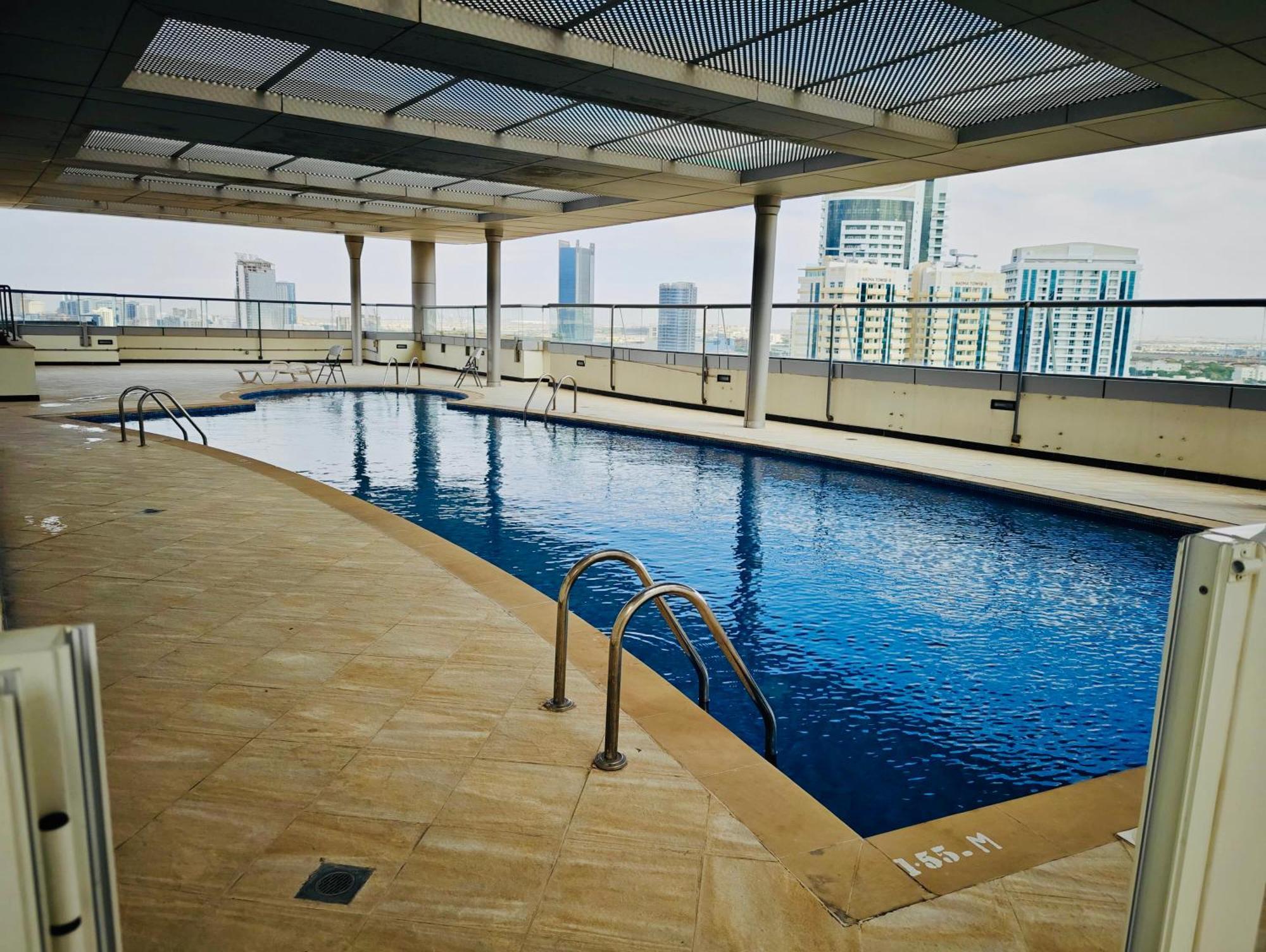 369 Stays- 1 Bedroom Apartment In Sports City Dubái Exterior foto